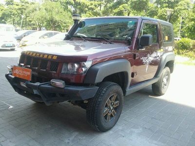福州市二手北京汽车BJ40 2.4L 手动穿越版深度解析